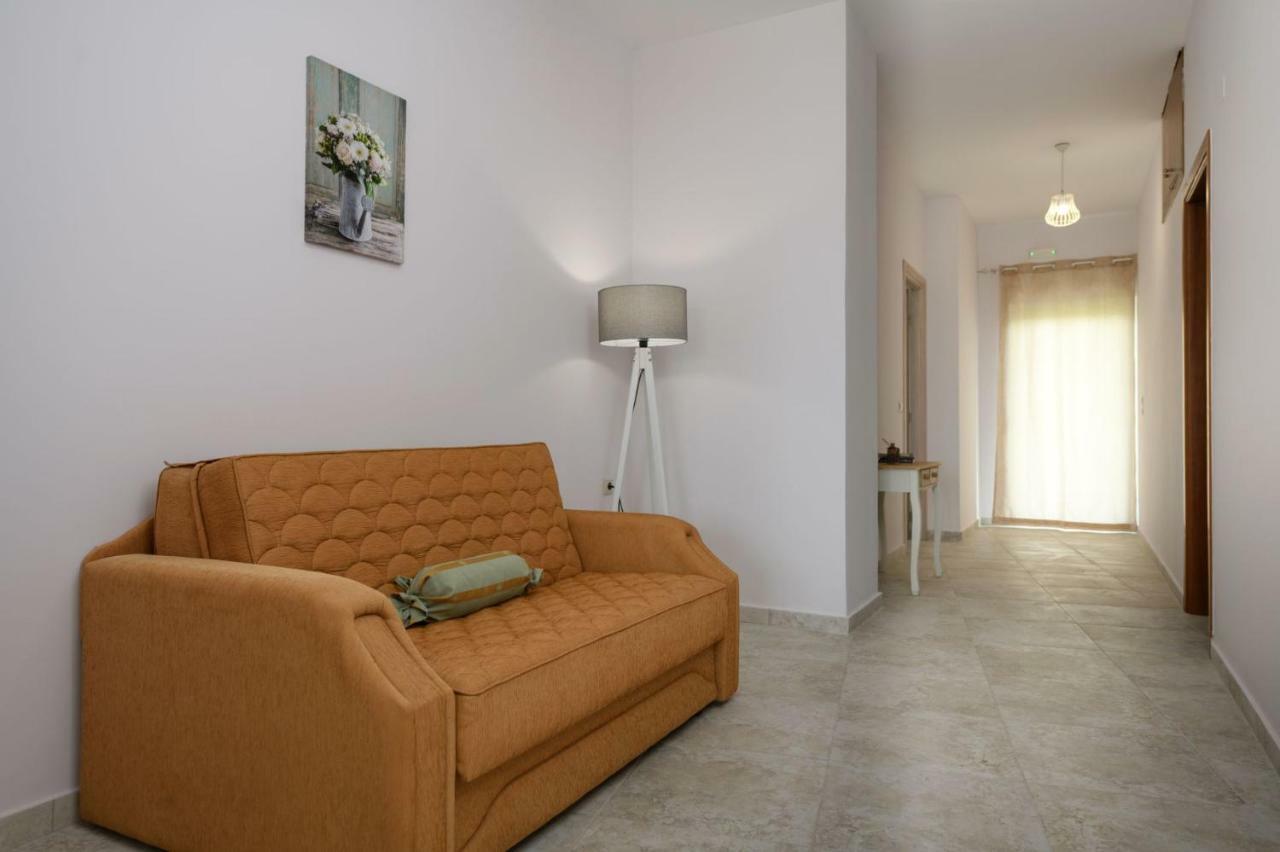 Coral Sea Apartment Kókinosz Pírgosz Kültér fotó